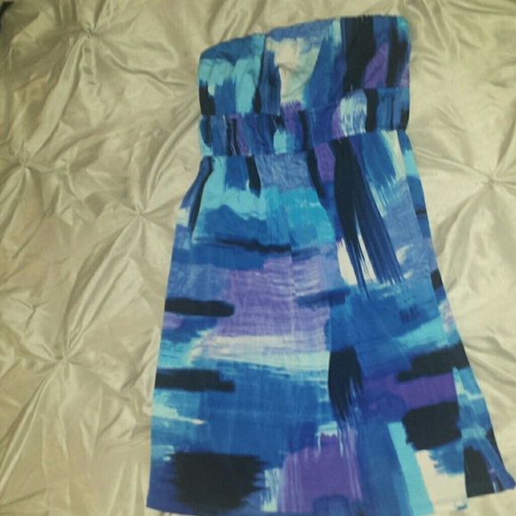 Charlotte Russe Dresses & Skirts - Charlotte Russe dress blue print size small